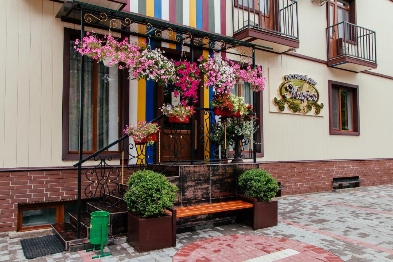 Hotel Гостинний Двір "Марія" Kropyvnytskyi Exterior foto