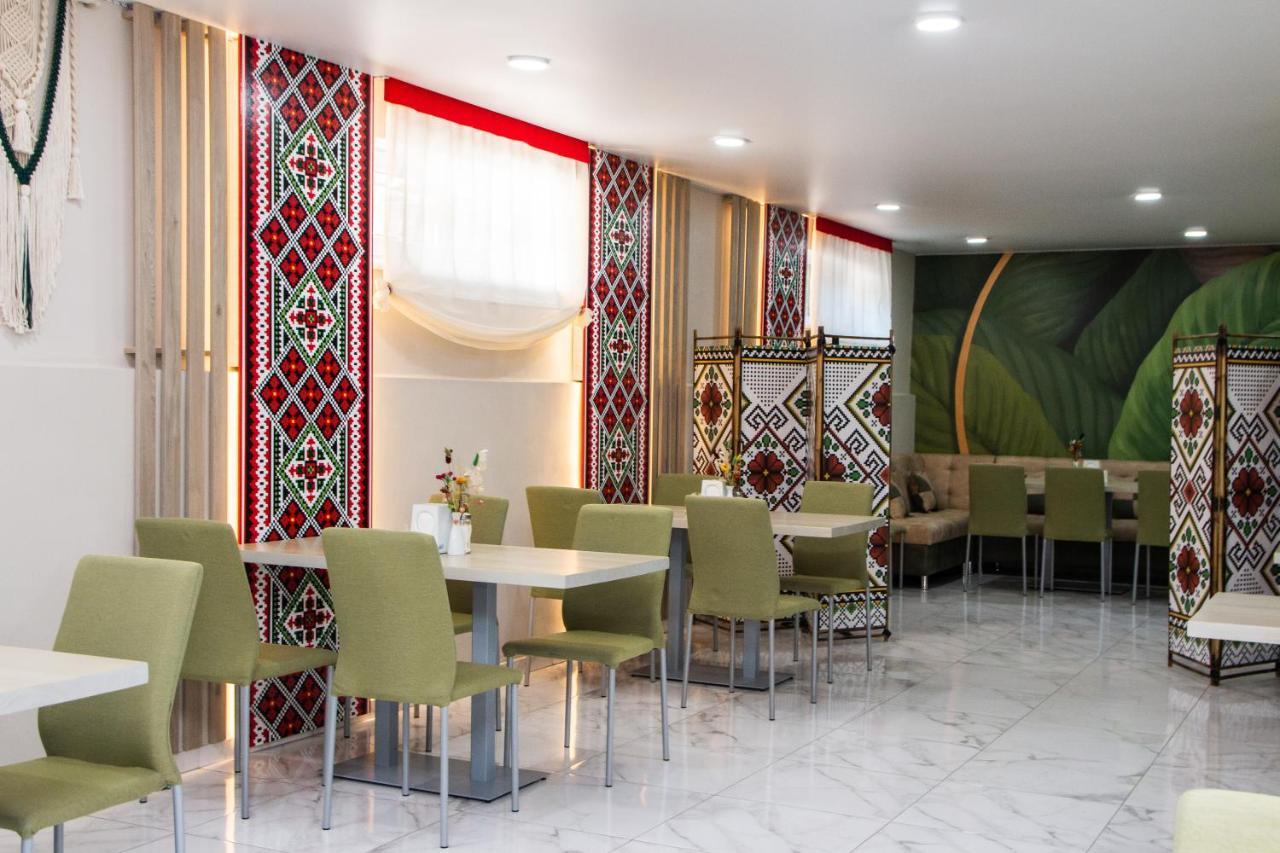Hotel Гостинний Двір "Марія" Kropyvnytskyi Exterior foto
